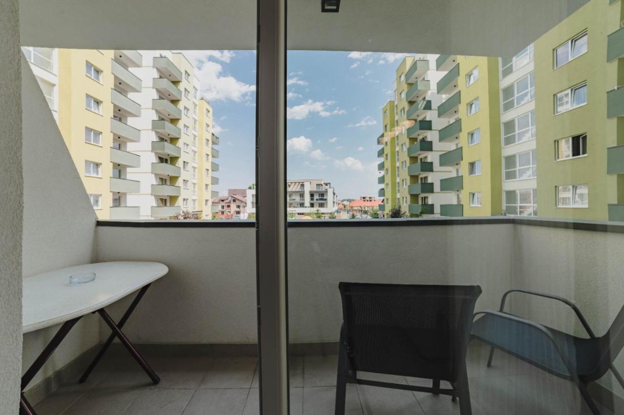 Masterpiece Studio- Free Parking, Wi-Fi, Netflix Brasov Exterior photo