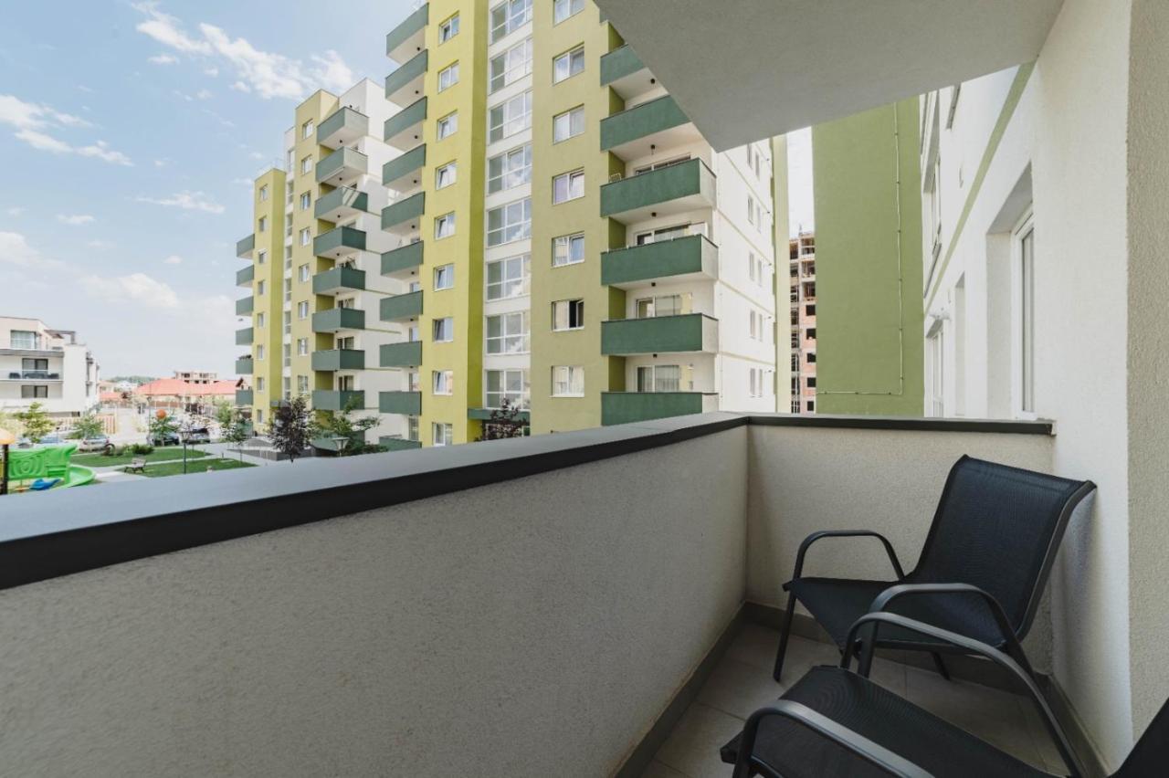 Masterpiece Studio- Free Parking, Wi-Fi, Netflix Brasov Exterior photo